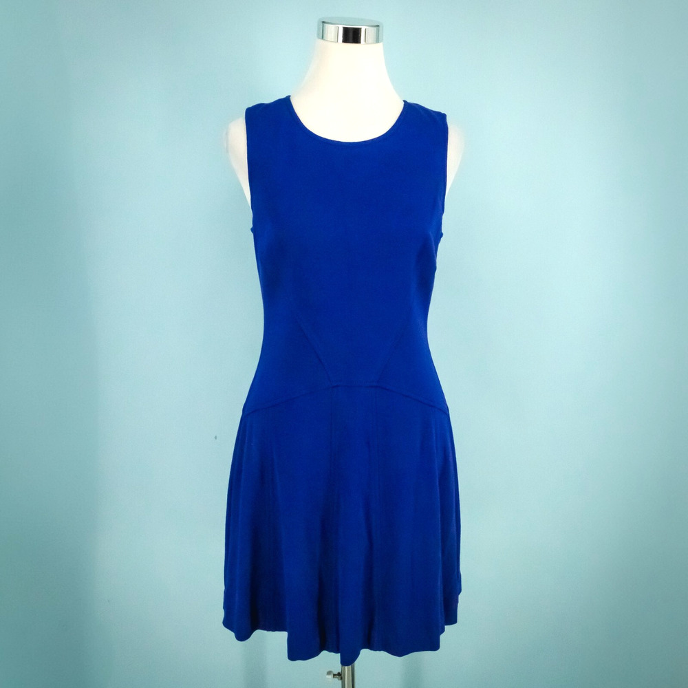 Trina Turk Revolve Size 6 Blue Windflower Scoop Sleeveless Fit Flare Knit Dress